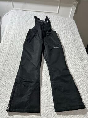 NEW ARCTIX Women’s Insulated Water Resistant Ski Bib/
Black /S  31 L /S/P 31 L